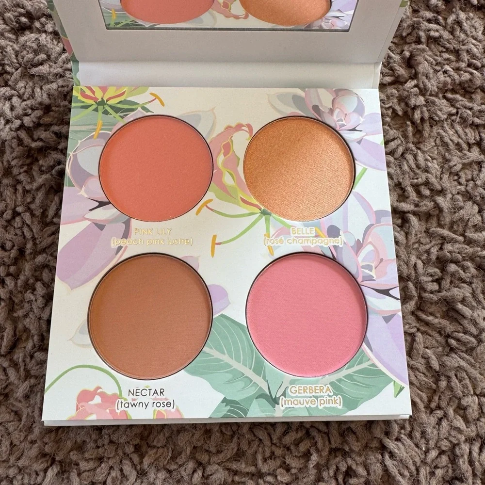 2 FOR $25 Seraphine BOTANICALS Lily + Blossom Lily Infused Blush Palette NEW
